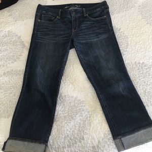 American Eagle Crop Jeans